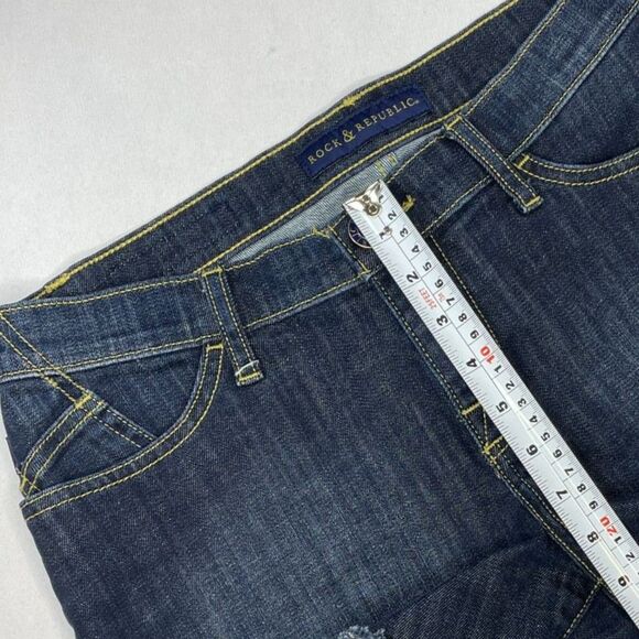 ~ Rock & Republic 8 Jean Shorts Cut Off Mid Rise Dark Wash Hula Denim Blue - Picture 7 of 14